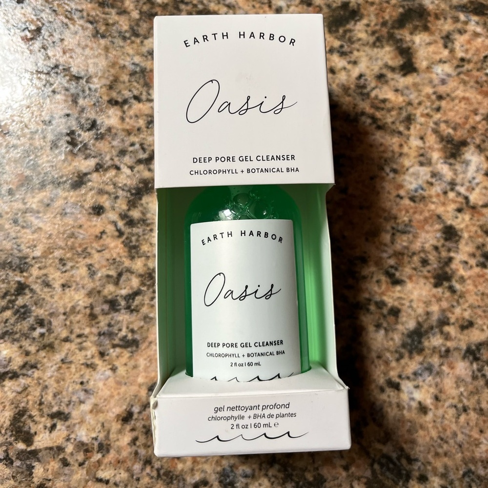 Earth Harbor Oasis Deep Pore Gel Cleanser